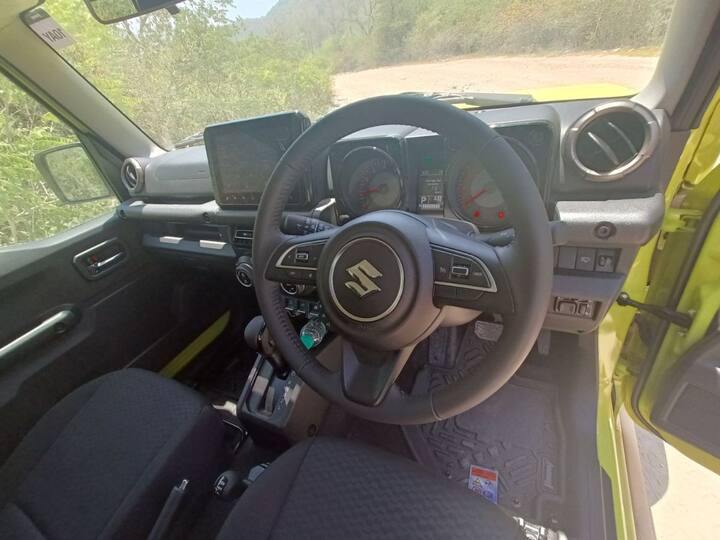 The SUV has disc/drum brakes at front/rear while the kerb weight is 1210kg for the top-end AT. (Image Source: Somnath Chatterjee)