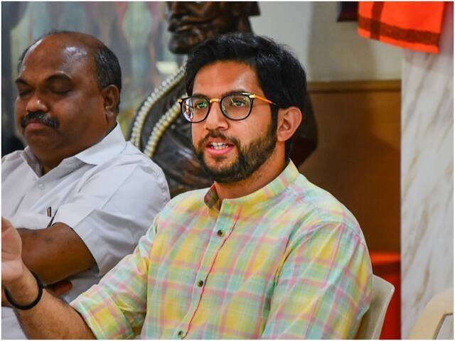 अजित पवार, सुप्रिया सुळे, देवेंद्र फडणवीस यांसह राज्यातील अनेक भावी मुख्यमंत्र्यांच्या यादीत आता आदित्य ठाकरे यांचंही नाव आलं आहे.