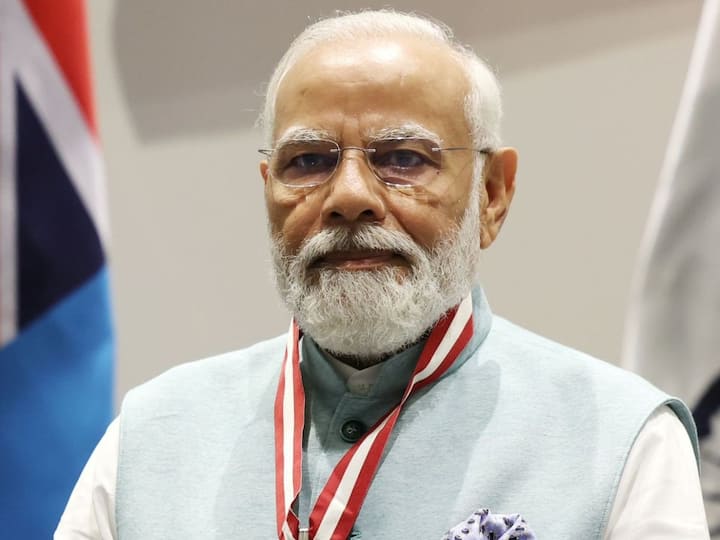 Fiji's Prime Minister Sitiveni Rabuka on Monday bestowed PM Narendra Modi with Fiji’s highest honor - the Companion of the Order of Fiji (CF). PM Rabuka conferred the honour on behalf of the President of Fiji H.E Ratu Wiliame M. Katonivere. (Image Credit: MEA India)