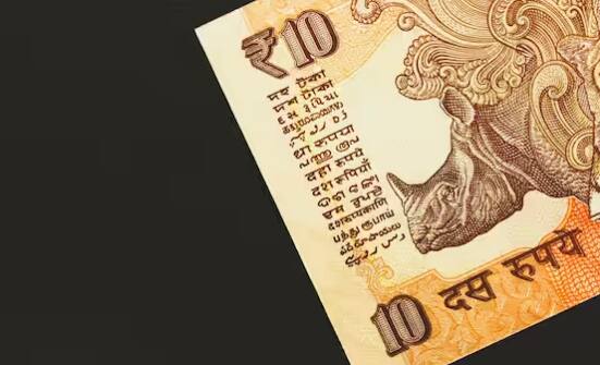 ਸਾਲ 2010 ਵਿੱਚ, ₹ ਨੂੰ ਅਧਿਕਾਰਤ ਤੌਰ 'ਤੇ ਭਾਰਤੀ ਮੁਦਰਾ ਦੇ ਡਿਜ਼ਾਈਨ ਵਜੋਂ ਘੋਸ਼ਿਤ ਕੀਤਾ ਗਿਆ ਸੀ।