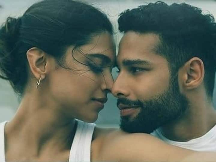 Stars With Lip Lock Scenes: सेलेब्स के लिए उनकी एक्टिंग ही सबकुछ होती है. ऐसे में कई एक्टर्स शादी के बाद लिप-लॉक सीन्स करने से बचते हैं. लेकिन कई सितारें ऐसे हैं जो ऐसे सीन करने से परहेज नहीं करते.