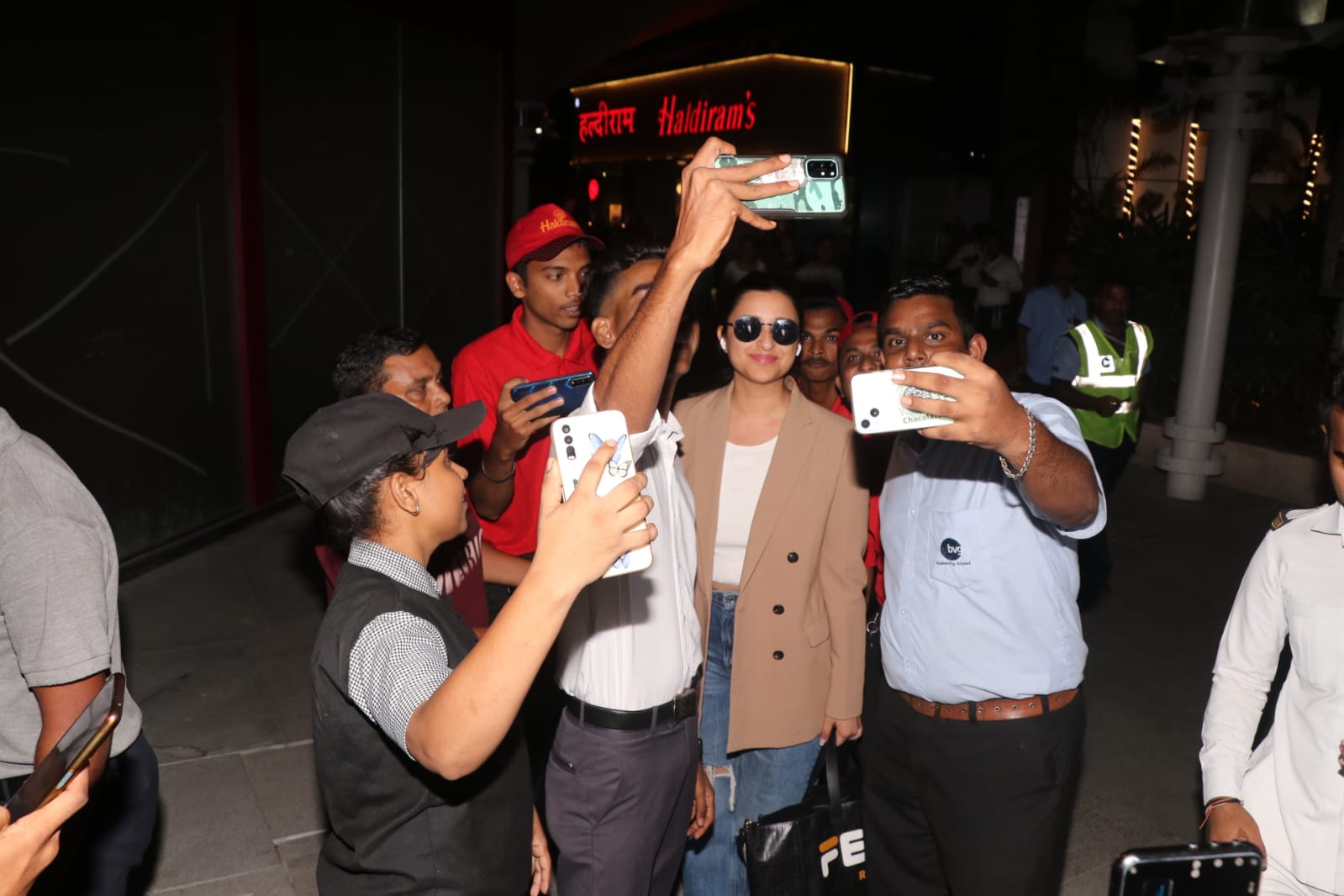 Parineeti Chopra Returns To Mumbai Post Her Engagement With Raghav Chadha, Poses With Fans At Airport