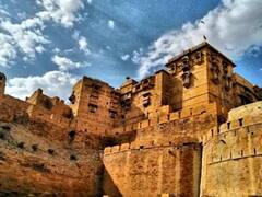 जैसलमेर के सोनार किले में कॉमर्शियल एक्टिविटी पर हाई कोर्ट सख्त, केंद्र-राज्य सरकार से मांंगा जवाब