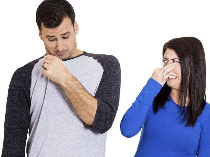 Why does the body smell in summer not sweat but the reason behind it गर्मियों में शरीर से गंध क्यों आती है...पसीना नहीं है इसके पीछे की वजह