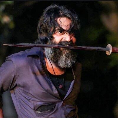 மேலும் பேசிய அவர், “இந்த படத்திற்காக சிம்பு தாய்லாந்து சென்று தற்காப்பு கலையை பயின்றார். தொடர்ந்து லண்டனில் தீவரமான ஒர்க் அவுட் பயிற்சியில் ஈடுபட்டு வருகிறார்.”என தெரிவித்துள்ளார்.