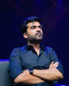 STR48 : பிரம்மாண்டமாக உருவாகும் சிம்புவின் அடுத்த படம்...இயக்குநர் சொன்ன அதிர்ச்சி தகவல் இதுதான்!