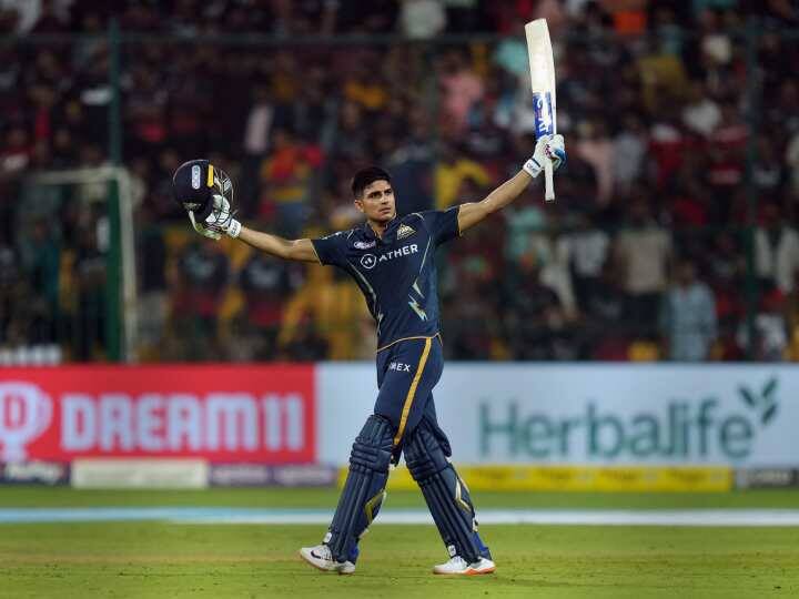 shubman gill century become youngest batsman to score 25 fifty plus score in t20 cricket gujarat titans gt vs rcb ipl 2023 ipl live marathi news Shubman Gill : शुभमन गिलनं मोडला बाबर आझमचा विक्रम, 'ही' ऐतिहासिक कामगिरी करणारा युवा खेळाडू