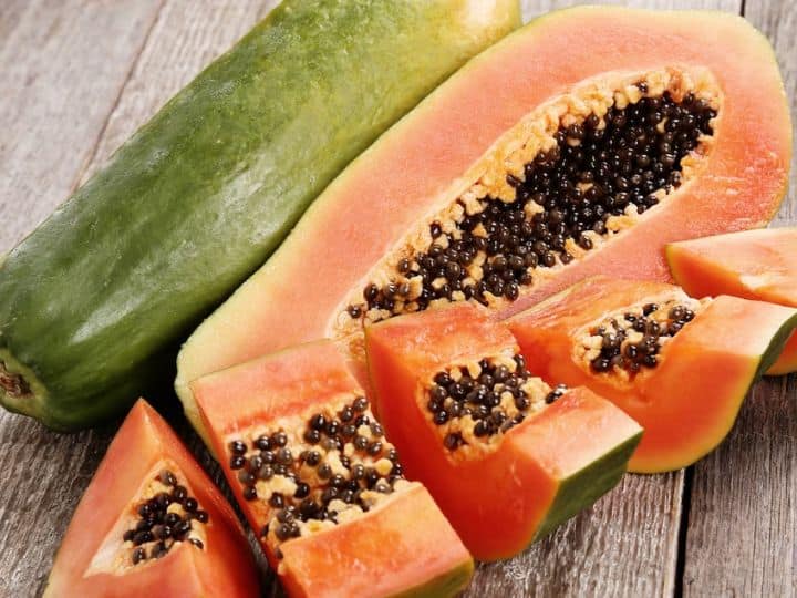 Papaya Curd Orange Milk Bitter Gourd Lemon Foods Combination Dangerous For Health पपीते के साथ भूलकर भी न खाएं ये 5 चीजें, फायदे की जगह नुकसान कर देगा ये कॉम्बिनेशन