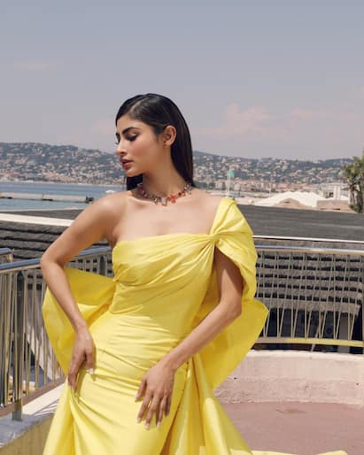 Mouni Roy Makes Her Debut Cannes 2023 Appearance In Yellow Off-Shoulder Gown Mouni Roy Makes Her Debut Cannes 2023 Appearance In Yellow Off-Shoulder Gown