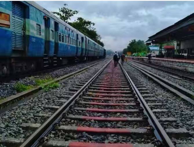 ਯਾਤਰੀ ਰੇਲਗੱਡੀ 'ਤੇ ਯਾਤਰਾ ਦੌਰਾਨ ਤੁਸੀਂ 70 ਕਿਲੋ ਤੱਕ ਦਾ ਸਾਮਾਨ ਆਪਣੇ ਨਾਲ ਲੈ ਜਾ ਸਕਦੇ ਹੋ।