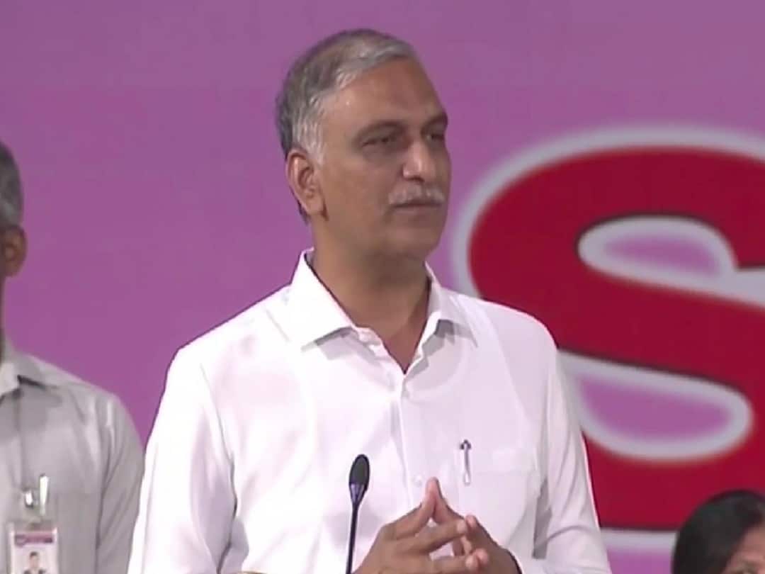 Minister Harish Rao on Govt Job Recruitment Appointment Order Distribution to Assistant Professors Function At Shilpakala Vedhika Minister Harish Rao: 80 వేల మందికి త్వరలోనే ప్రభుత్వ ఉద్యోగాలు, ఆరోగ్యశాఖలోనే దాదాపు 10 వేలు: హరీష్‌