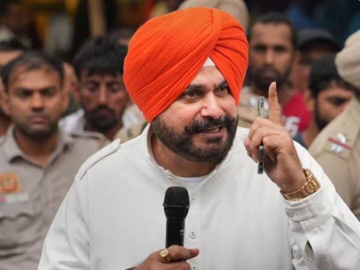 Punjab: नवजोत सिंह सिद्धू की सिक्योरिटी मामले पर सुनवाई पूरी, अब हाई कोर्ट से आई है ये खबर Navjot Singh Sidhu security issue High court reserves order in matter Punjab: नवजोत सिंह सिद्धू की सिक्योरिटी मामले पर सुनवाई पूरी, अब हाई कोर्ट से आई है ये खबर