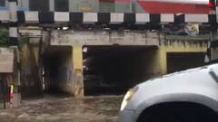 Bengaluru News: প্রবল ঝড়-বৃষ্টি বেঙ্গালুরুতে, শিকড় উপড়ে পড়ল গাছ, রাস্তায় জল জমে ভোগান্তি