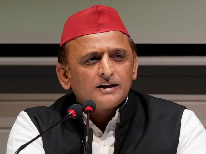 Lok sabha election 2024 samajwadi party leader akhilesh yadav attacks bjp mahasampark abhiyan UP Politics: यूपी में बीजेपी के इस कदम से 'निराश' हैं कार्यकर्ता? अखिलेश यादव ने किया ये चौंकाने वाला दावा