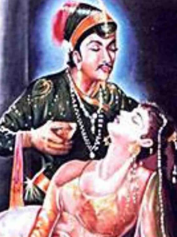 क्यों जिंदा चुनवा दी गई थी अनारकली!