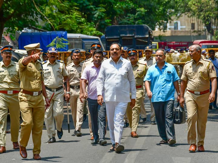 Money Laundering Case: NCP leader Jayant Patil appeared before ED, gathering of workers outside the office of the investigating agency