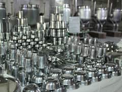 ప్లాస్టిక్ వాడకాన్ని తగ్గించేందుకు స్టీల్ బ్యాంకుల ఏర్పాటు - తెలంగాణలో గ్రామ గ్రామాన ఏర్పాటుకు ప్లాన్