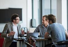 Safalta Ki Kunji: સફળતા માટે બોડી લેંગ્વેજ નિભાવે છે મોટી ભૂમિકા, ભારતીય સંસ્કૃતિમાં શ્રેષ્ઠ માનવામાં આવે છે આ મુદ્રાઓ