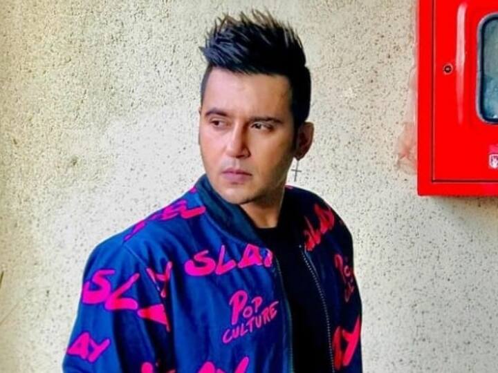 Aditya Singh Rajput last post was so inspiring gave the definition of Happiness Aditya Singh Rajput Last Post: आदित्य सिंह राजपूत का आखिरी पोस्ट हुआ वायरल, बताया था खुशी का राज