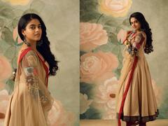 Siddhi Idnani : ‘உன்ன நெனச்சதும் மனசு மயங்குதே..’ சித்தி இட்னானியின் லேட்டஸ்ட் க்ளிக்ஸ்!