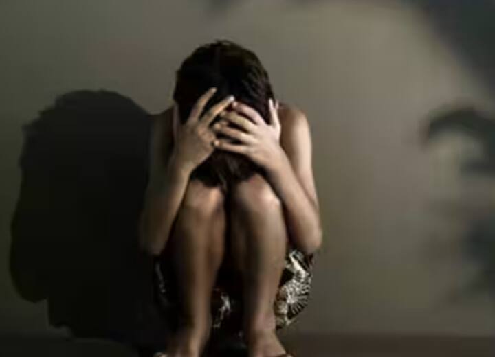 US Mississippi girl raped with two minor boys US Crime: 17 साल की लड़की ने किया दो नाबालिग बच्चों के साथ रेप, मां के साथ हुई गिरफ्तार