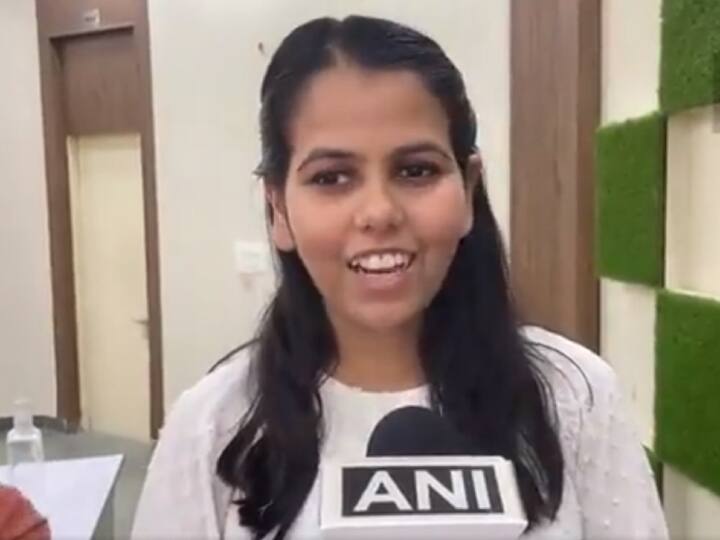 UPSC Civil Services Result 2022 DU Student Ishita Kishore Secured First Rank UPSC का रिजल्ट जारी, दिल्ली यूनिवर्सिटी की तीन छात्राओं ने टॉप चार में बनाई जगह