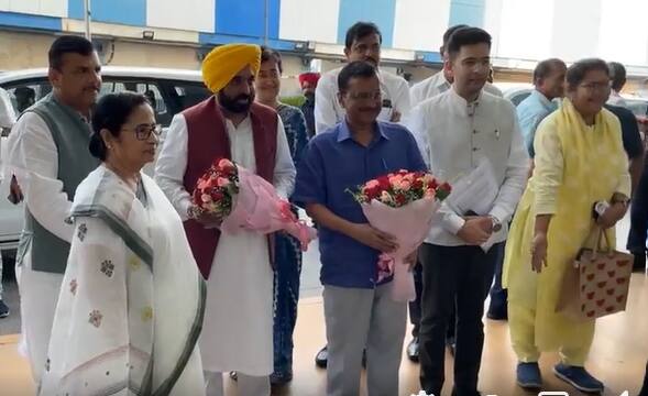 Delhi CM Arvind Kejriwal Comes To Meet Bengal CM Mamata Banerjee To Discuss Anti BJP Alliance Before General Election 2024 Mamata Kejriwal Meet: নবান্নে বৈঠক মমতা-কেজরিওয়ালের, হাজির পঞ্জাবের মুখ্যমন্ত্রীও