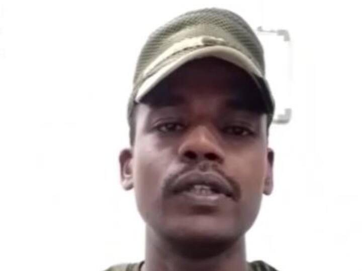 video viral BSF jawan posted on Pakistan border of india pleads with Nitish government to save his house in Nawada bihar news ann Watch: पाकिस्तान बॉर्डर पर तैनात BSF जवान की सीएम नीतीश से फरियाद, कहा- 'देश की रक्षा कर रहा हूं लेकिन मेरे परिवार...'