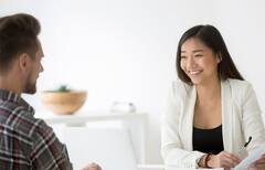 Safalta Ki Kunji: સફળતા માટે બોડી લેંગ્વેજ નિભાવે છે મોટી ભૂમિકા, ભારતીય સંસ્કૃતિમાં શ્રેષ્ઠ માનવામાં આવે છે આ મુદ્રાઓ