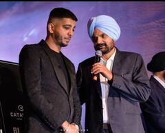 Steel Banglez: ਸਟੀਲ ਬੈਂਗਲਜ਼ ਦੀ ਐਲਬਮ ਲਾਂਚ ਤੇ ਪਹੁੰਚੇ ਬਲਕੌਰ ਸਿੱਧੂ, ਨਮ ਅੱਖਾਂ 'ਚ ਨਜ਼ਰ ਆਈ ਪੁੱਤਰ ਮੂਸੇਵਾਲਾ ਦੀ ਯਾਦ