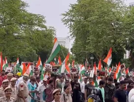 wrestlers-candle-march-from-jantar-mantar-to-india-gate-demanding-arrest-of-brij-bhushan-singh Wrestlers Protest: ਜੰਤਰ-ਮੰਤਰ ਤੋਂ ਇੰਡੀਆ ਗੇਟ ਤੱਕ ਪਹਿਲਵਾਨਾਂ ਦਾ ਕੈਂਡਲ ਮਾਰਚ, ਬਜਰੰਗ ਪੂਨੀਆ ਨੇ ਕਿਹਾ- ਜਦੋਂ ਤੱਕ ਇਨਸਾਫ਼ ਨਹੀਂ ਮਿਲਦਾ, ਉਦੋਂ ਤੱਕ...