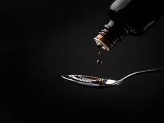 దగ్గు సిరప్ పై కేంద్రం కొత్త నిబంధనలు - ఎగుమతులు చేసే ముందు ఆ పని చేయాల్సిందే!