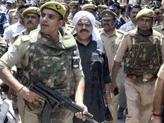 अतीक अहमद के नाम पर वकील विजय मिश्रा ने मांगी रंगदारी, जान से भी मारने की दी धमकी, केस दर्ज