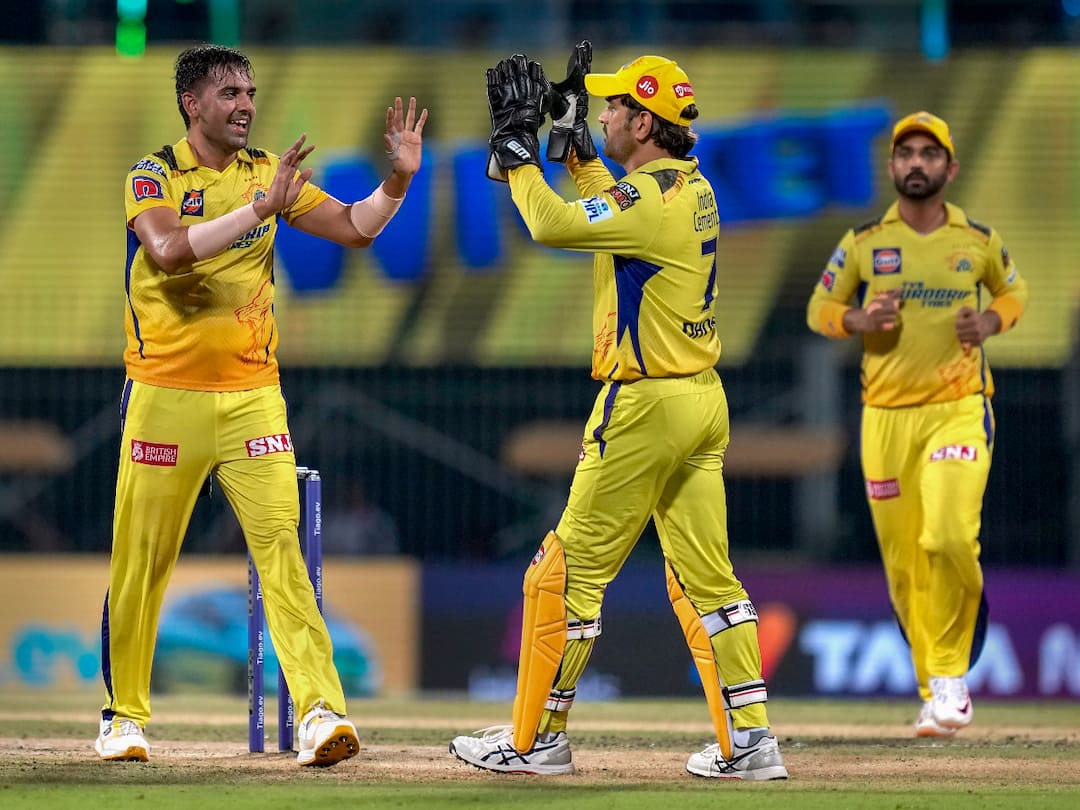 Deepak Chahar Calls Ruturaj Gaikwad 'Shameless Person' For Ousting Him For Best Catch Award Deepak Chahar Calls CSK Teammate 'Shameless Person' For Ousting Him For Best Catch Award