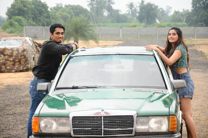 'టక్కర్' కోసం సిద్ధార్థ్ స్టైల్ చేంజ్ చేశారు. సరికొత్తగా మేకోవర్ అయ్యారు.