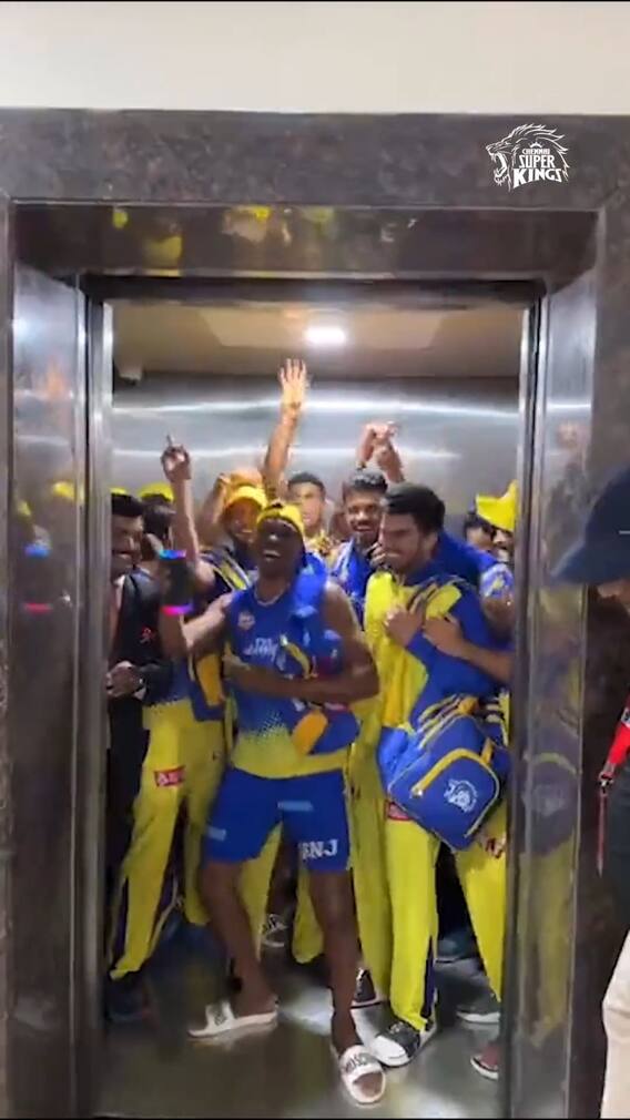 DJ Bravo Scared of Mumbai | ఫైనల్ లో CSk vs MI మ్యాచ్ అంచనాలపై డీజే బ్రావో సంచలన వ్యాఖ్యలు | ABP