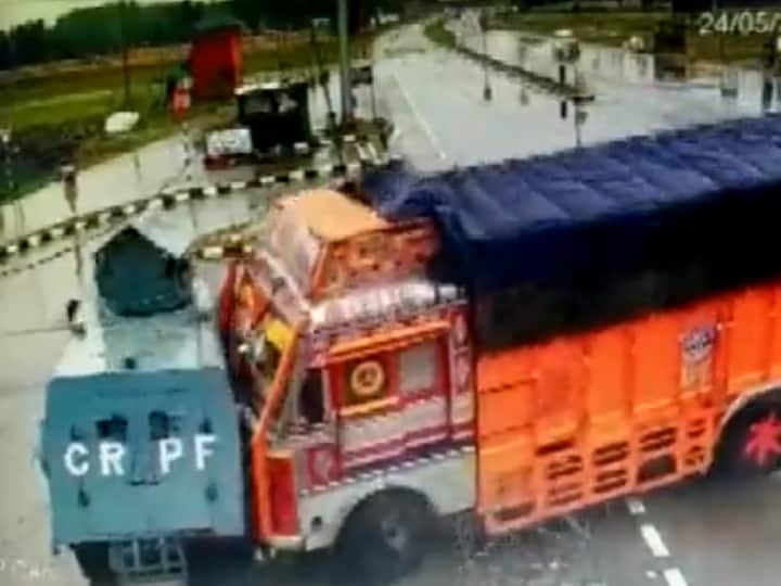 CRPF Jawans Injured After Truck Hit Their Vehicle In Pulwama Jammu Kashmir