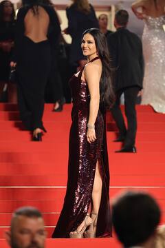 Sunny Leone Wows In A Shimmery Velvet Dress In Maroon At Cannes Red Carpet Debut | PICS