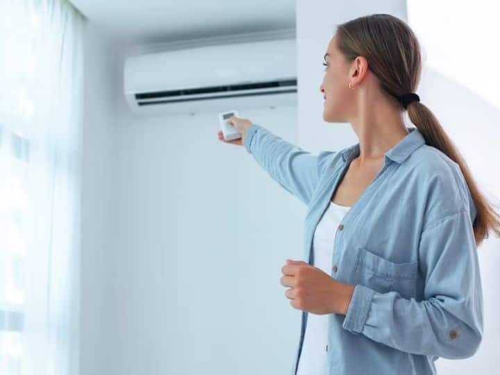 Ac cooling tips set this temperature on your ac can reduce bill AC को कर दें इस टेंपरेचर पर सेट, चिलचिलाती गर्मी से मिलेगी राहत और बिल भी ज्यादा नहीं आएगा