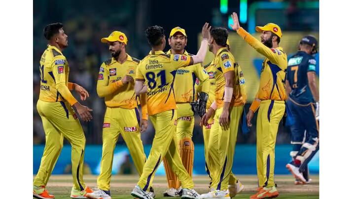 CSK vs GT, Qualifier-1 Match Report: ਚੇਨਈ ਸੁਪਰ ਕਿੰਗਜ਼ ਨੇ ਗੁਜਰਾਤ ਟਾਈਟਨਸ ਨੂੰ 15 ਦੌੜਾਂ ਨਾਲ ਹਰਾਇਆ। ਗੁਜਰਾਤ ਟਾਈਟਨਜ਼ ਨੂੰ ਜਿੱਤ ਲਈ 173 ਦੌੜਾਂ ਦਾ ਟੀਚਾ ਮਿਲਿਆ ਸੀ, ਪਰ ਉਹ 20 ਓਵਰਾਂ 'ਚ ਸਿਰਫ 157 ਦੌੜਾਂ 'ਤੇ ਆਲ ਆਊਟ ਹੋ ਗਈ।