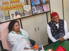 एकजुट हो रहे विपक्ष के बीच अखिलेश और ममता को टेंशन दे देंगे सर्वे के आंकड़े