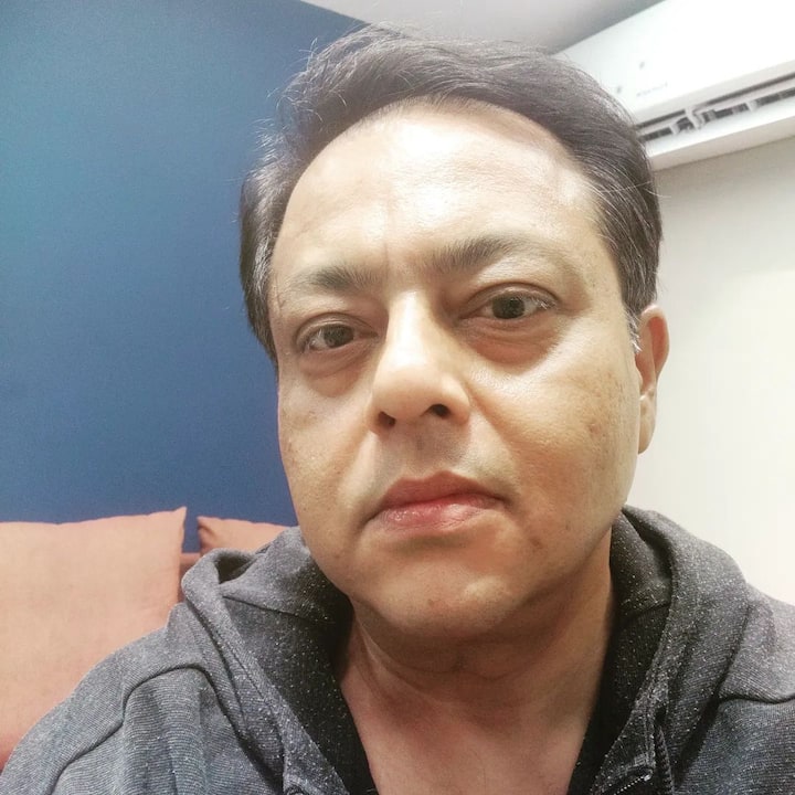 Nitesh was also previously married to actress Ashwini Kalsekar. (All Image: @iamniteshpandey/instagram).