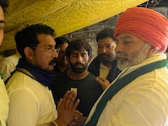 UP Politics: चंद्रशेखर आजाद से मिले राकेश टिकैत, किसान नेता ने कहा- 'देश का मान सम्मान बढ़ाने वाले...'