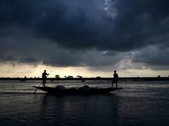 दिल्ली, यूपी और बिहार समेत इन राज्यों में बदला मौसम, तेज हवाओं को लेकर IMD ने दिया अलर्ट