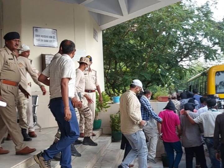 MP News: हिज्ब-उत-तहरीर के 10 संदिग्धों को कोर्ट ने भेजा जेल, दो जून तक जेल में रहेंगे सभी संदिग्ध MP News Bhopal remand of 10 members of hizb ut tahrir completed sent to jail Madhya Pradesh ann MP News: हिज्ब-उत-तहरीर के 10 संदिग्धों को कोर्ट ने भेजा जेल, दो जून तक जेल में रहेंगे सभी संदिग्ध