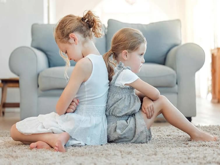 Parenting Tips  Know how to Control Child aggressive Behaviour here is the easy tips Parenting Tips: વારંવાર ઝઘડી પડતાં બાળકને કેવી રીતે સમજાવશો ? જાણો આ પરેશાનીનો આસાન ઉપાય