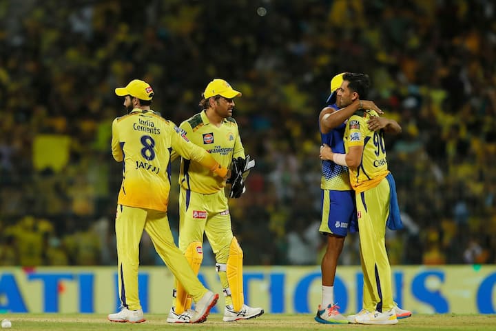 GT vs CSK, Match Highlights: धोनीच्या चेन्नईची थाटात फायनलमध्ये धडक, गुजरातवर 15 धावांनी विजय