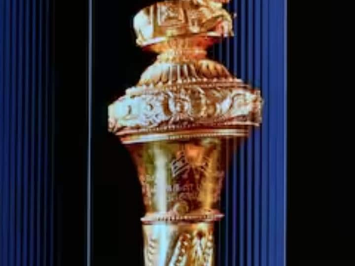 गृह मंत्री शाह ने बताया कि इसे तमिल में सेंगोल के नाम से जाना जाता है. उन्होंने इसके भारतीय इतिहास और लोकतंत्र में महत्व को लेकर भी जानकारी दी.