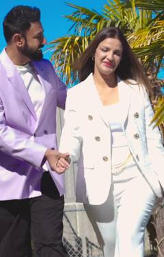 Gippy Grewal: ਗਿੱਪੀ ਗਰੇਵਾਲ ਦੀਆਂ ਪਤਨੀ ਰਵਨੀਤ ਕੌਰ ਨਾਲ ਖੂਬਸੂਰਤ ਤਸਵੀਰਾਂ, ਜੋੜੇ ਦੀ ਰੋਮਾਂਟਿਕ ਕੈਮਿਸਟਰੀ ਨੇ ਜਿੱਤਿਆ ਫੈਨਜ਼ ਦਾ ਦਿਲ