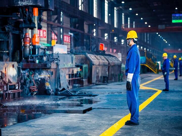 भारत इस लिस्ट में दूसरे नंबर पर है और विश्व के कुल 6.6 फीसदी स्टील का उत्पादन भारत में होता है.